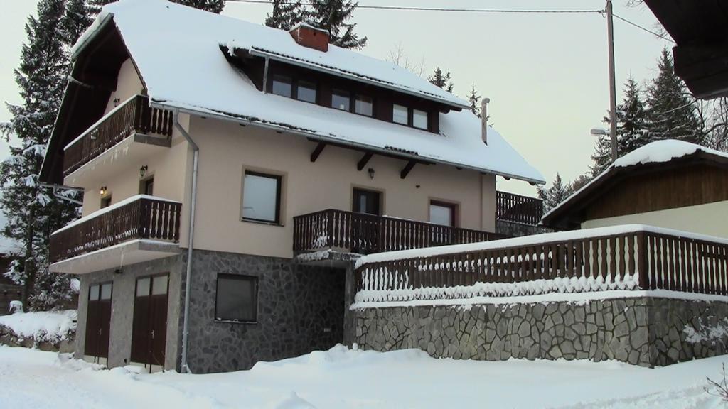 Tourist Farm Pacnik Hotel Resnik Eksteriør billede